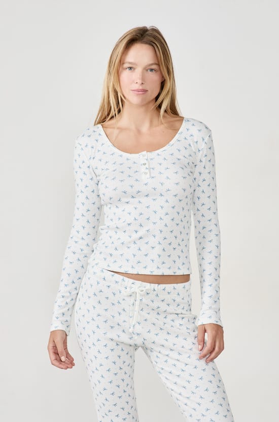 T-shirt de pyjama avec imprimé nœuds;${refinementColor}