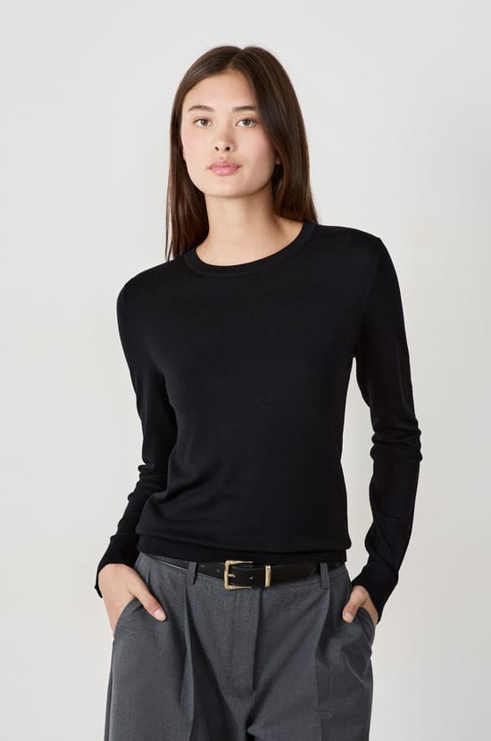 Long-sleeved sweater;${refinementColor}