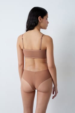 Panty tipo hispter de microfibra;${refinementColor}