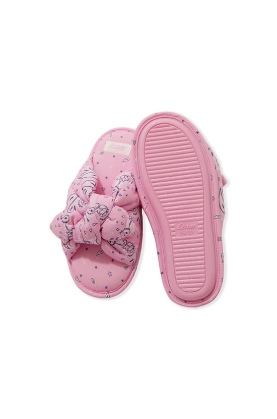 Chaussons tongs;${refinementColor}