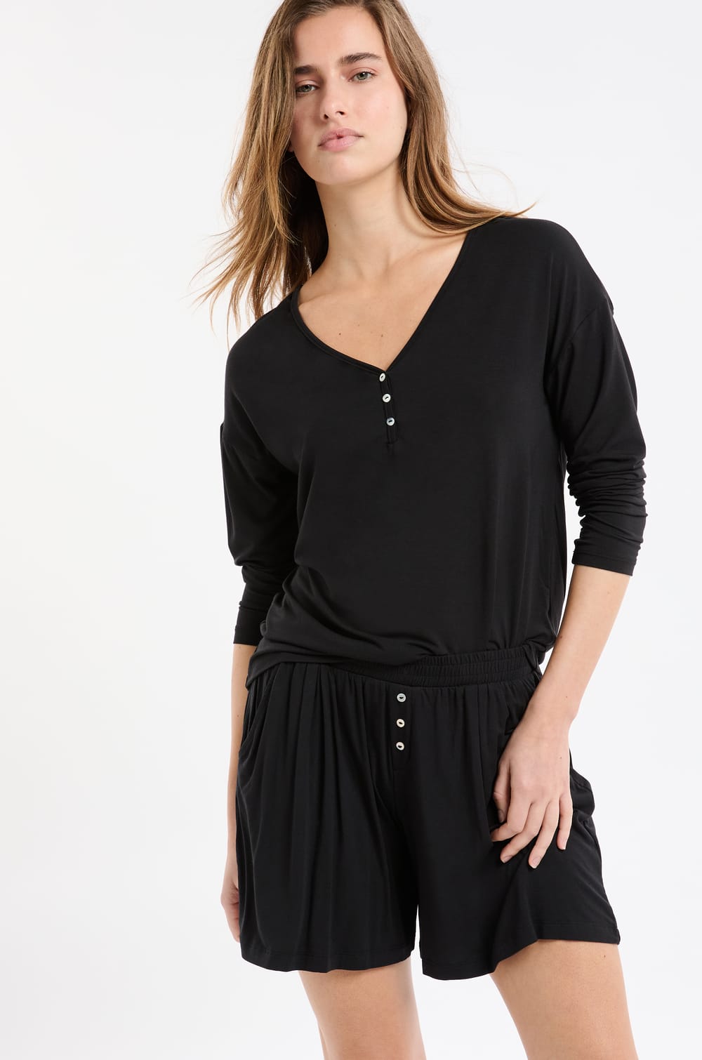 T-shirt de pyjama en modal manches longues;${refinementColor}