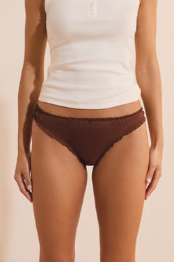 String bloomer satin&eacute;;${refinementColor}