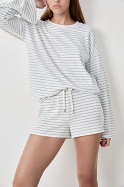 Pantalones cortos de pijama;${refinementColor}