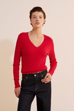 Pull col V en maille fine;${refinementColor}