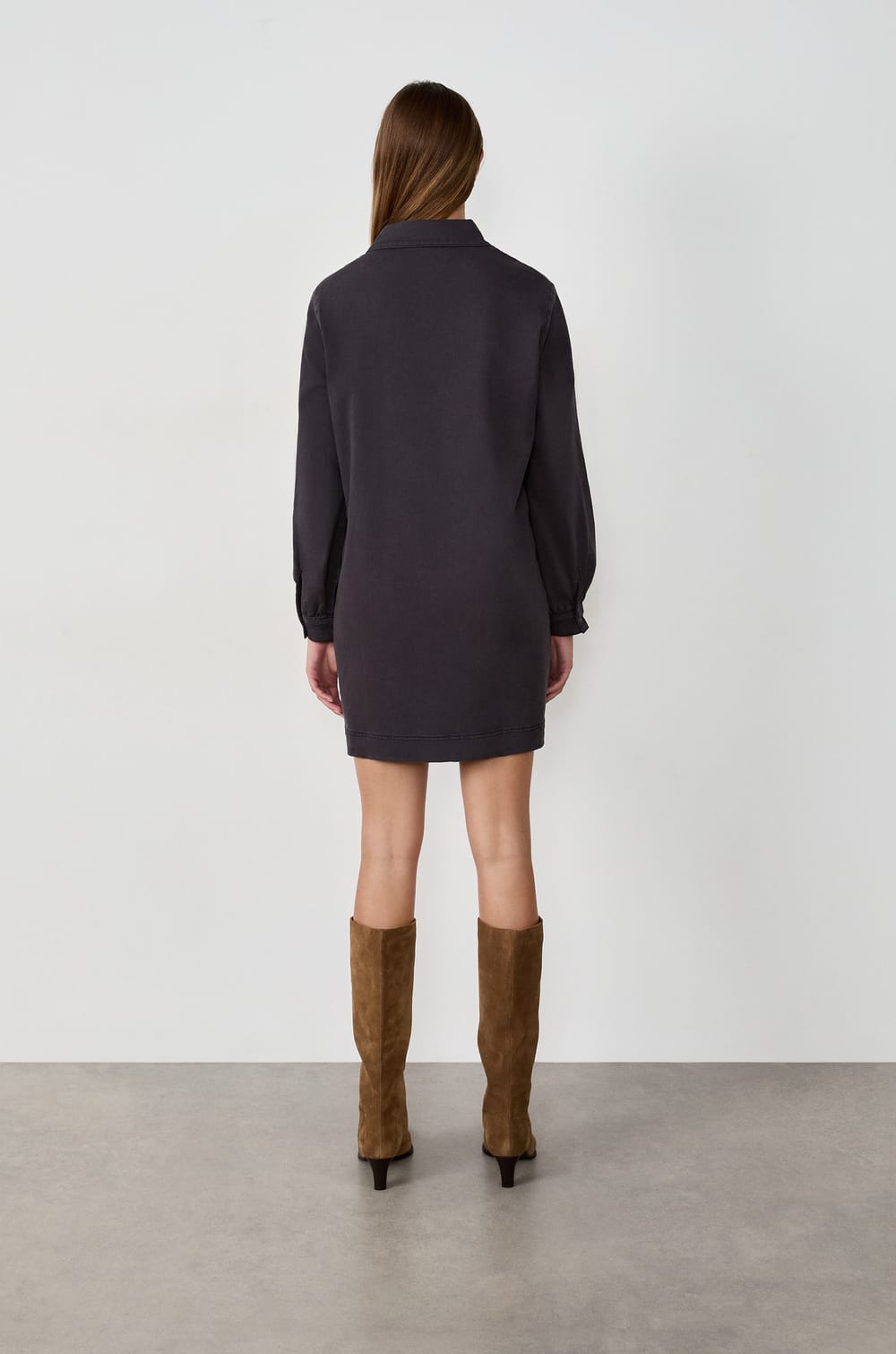 Robe courte avec boutons en coton;${refinementColor}