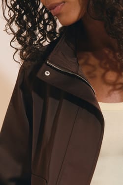 Veste courte satin&eacute;e;${refinementColor}