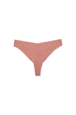 Tanga en microfibre sans couture &agrave; motifs coeurs;${refinementColor}