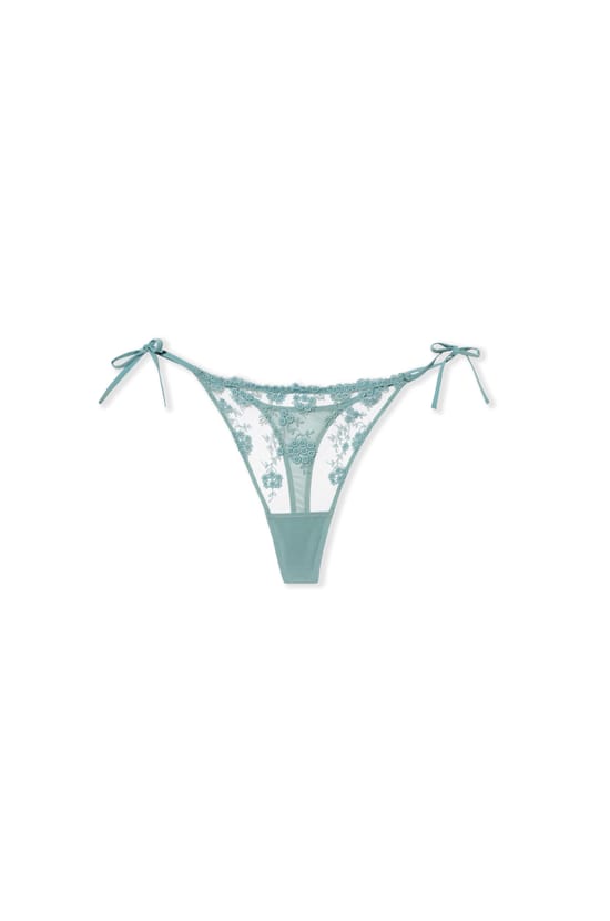 String &agrave; nouer en tulle brod&eacute;;${refinementColor}