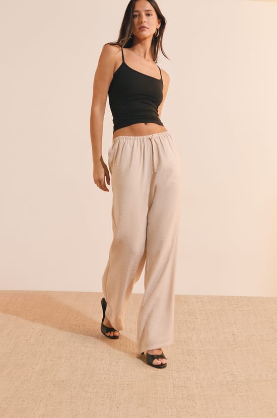 Pantalon fluide &eacute;lastiqu&eacute;;${refinementColor}
