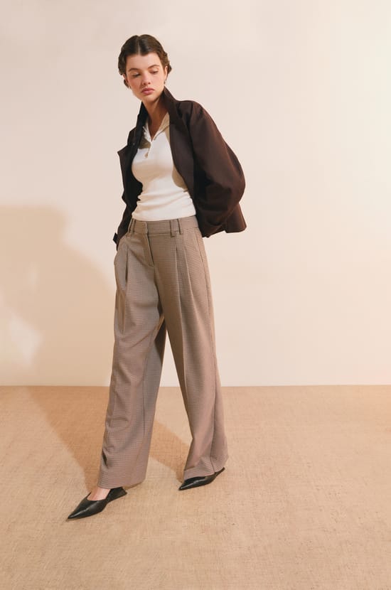 Pantalon droit &agrave; carreaux;${refinementColor}