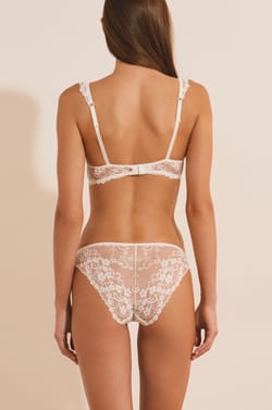 Soutien-gorge N.2 - Le push-up plongeant en dentelle;${refinementColor}