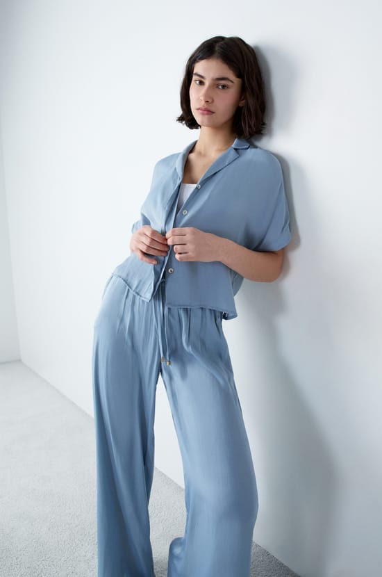 Wide-Cut Satin Pants;${refinementColor}