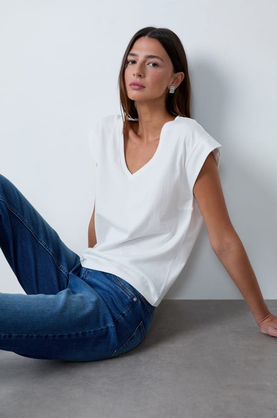 T-shirt col V 100% coton biologique;${refinementColor}
