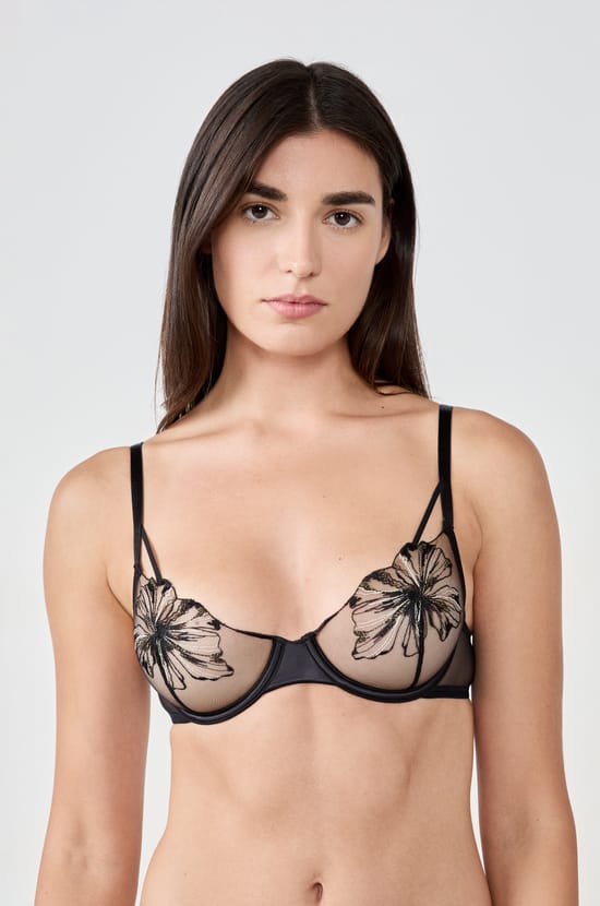 Classic Embroidered Bra;${refinementColor}