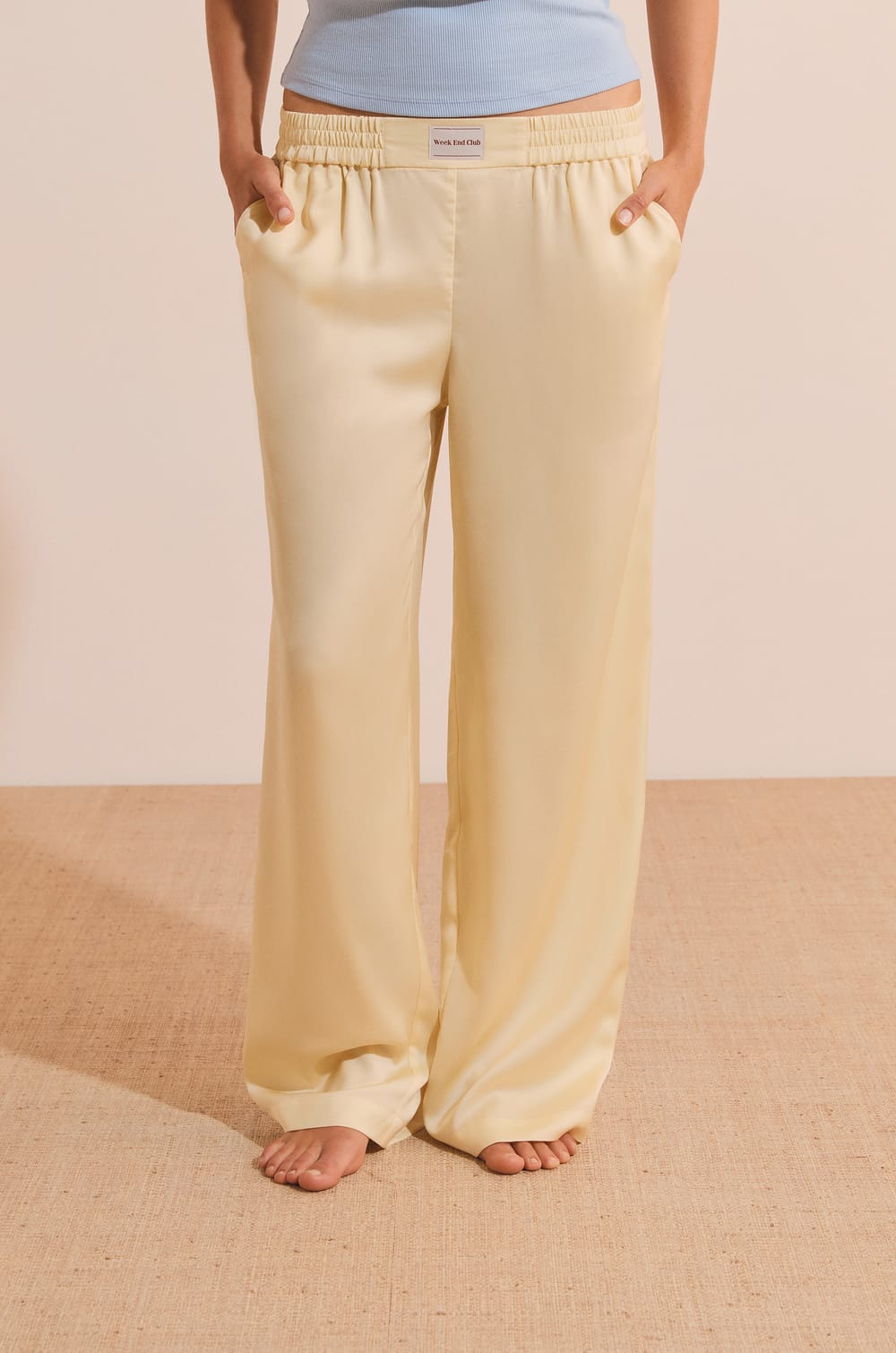 Pantalon de pyjama satin&eacute;;${refinementColor}