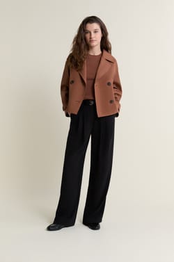 Trench court;${refinementColor}