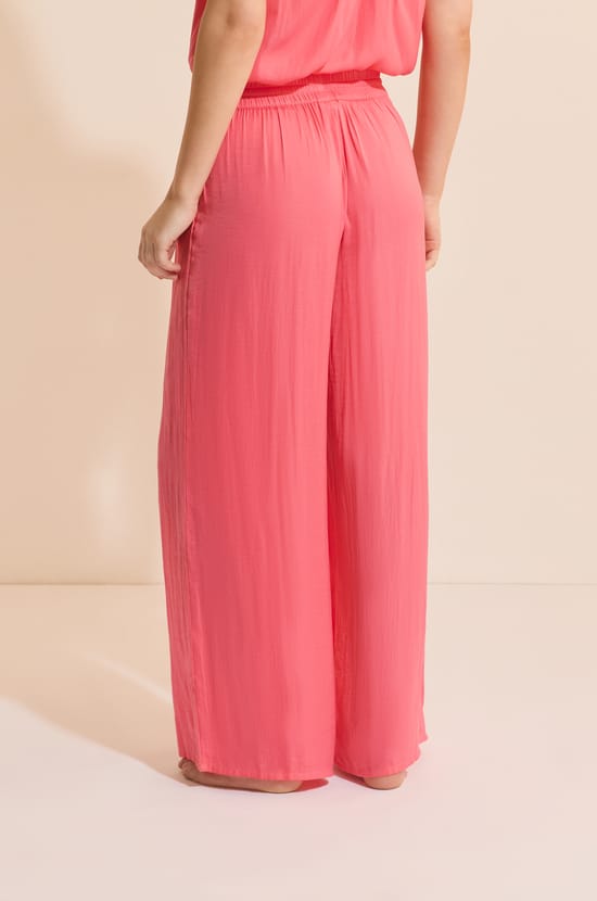 Pantalon satin&eacute; coupe large;${refinementColor}