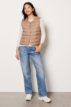 Sleeveless Quilted Puffer Jacket;${refinementColor}