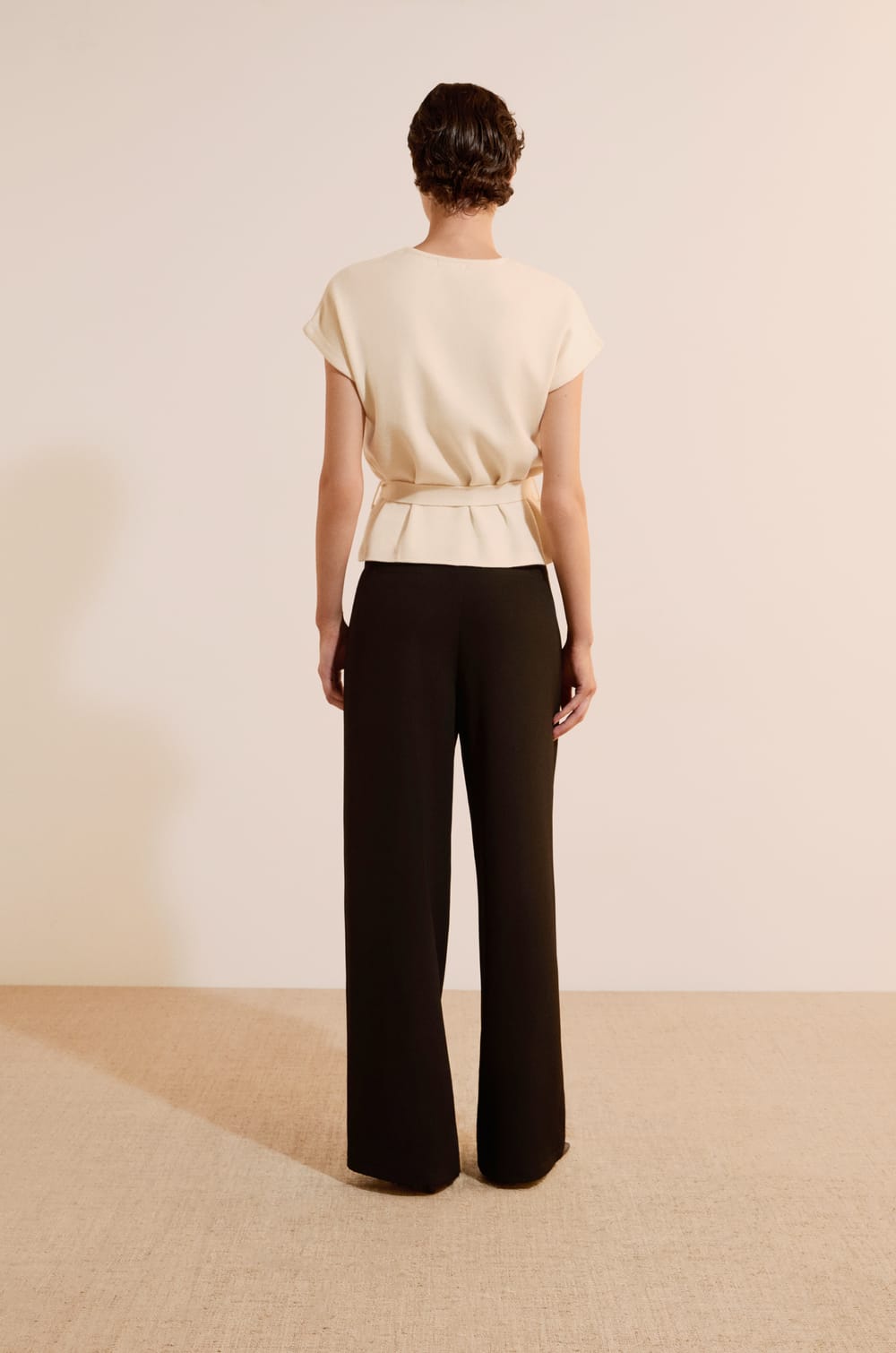 Pantalon fluide large;${refinementColor}