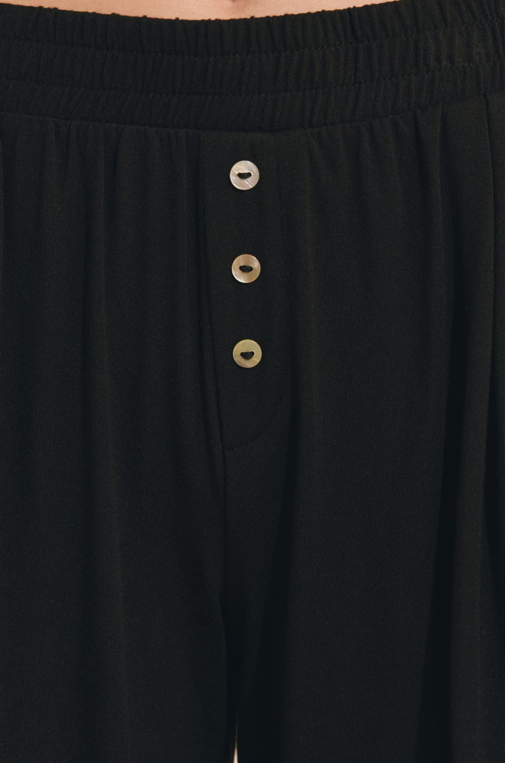 Pantal&oacute;n corto de pijama liso de modal;${refinementColor}