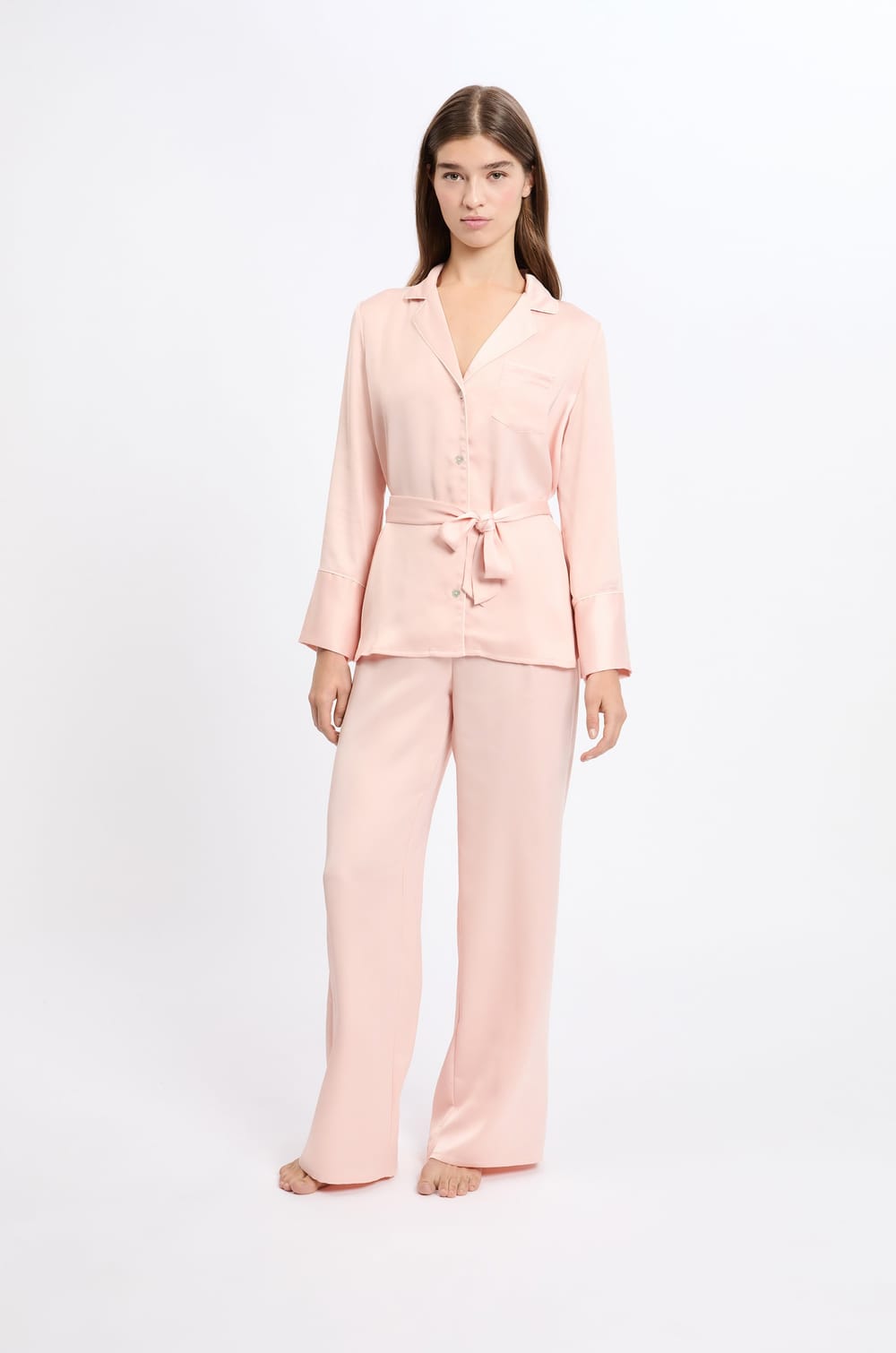 Chemise de nuit satinée;${refinementColor}