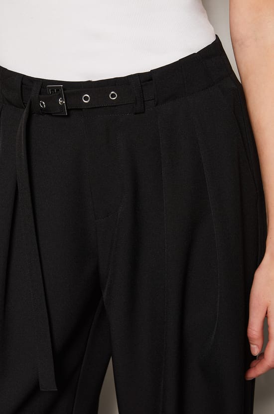 Pantalon coupe large;${refinementColor}