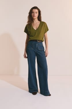 T-shirt manches courtes &agrave; col V;${refinementColor}