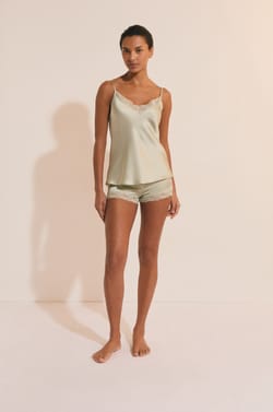 Zijden hemdje met kanten details;${refinementColor}