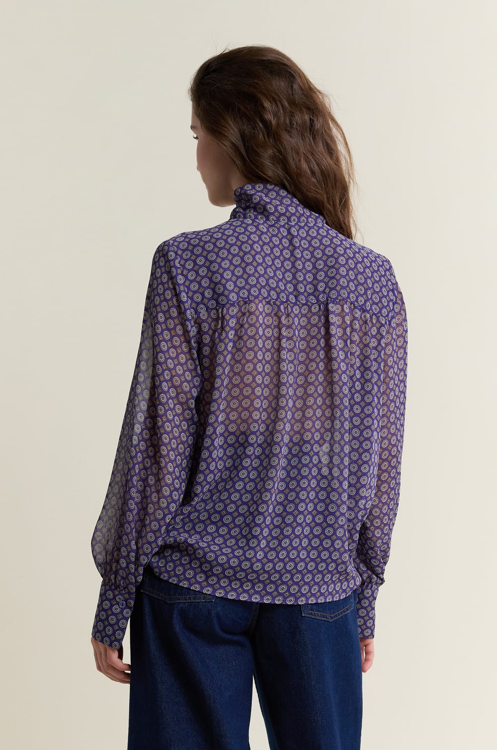 Blouse &agrave; nouer sur le devant &agrave; imprim&eacute;;${refinementColor}