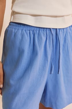 Short &eacute;lastiqu&eacute; avec lin;${refinementColor}