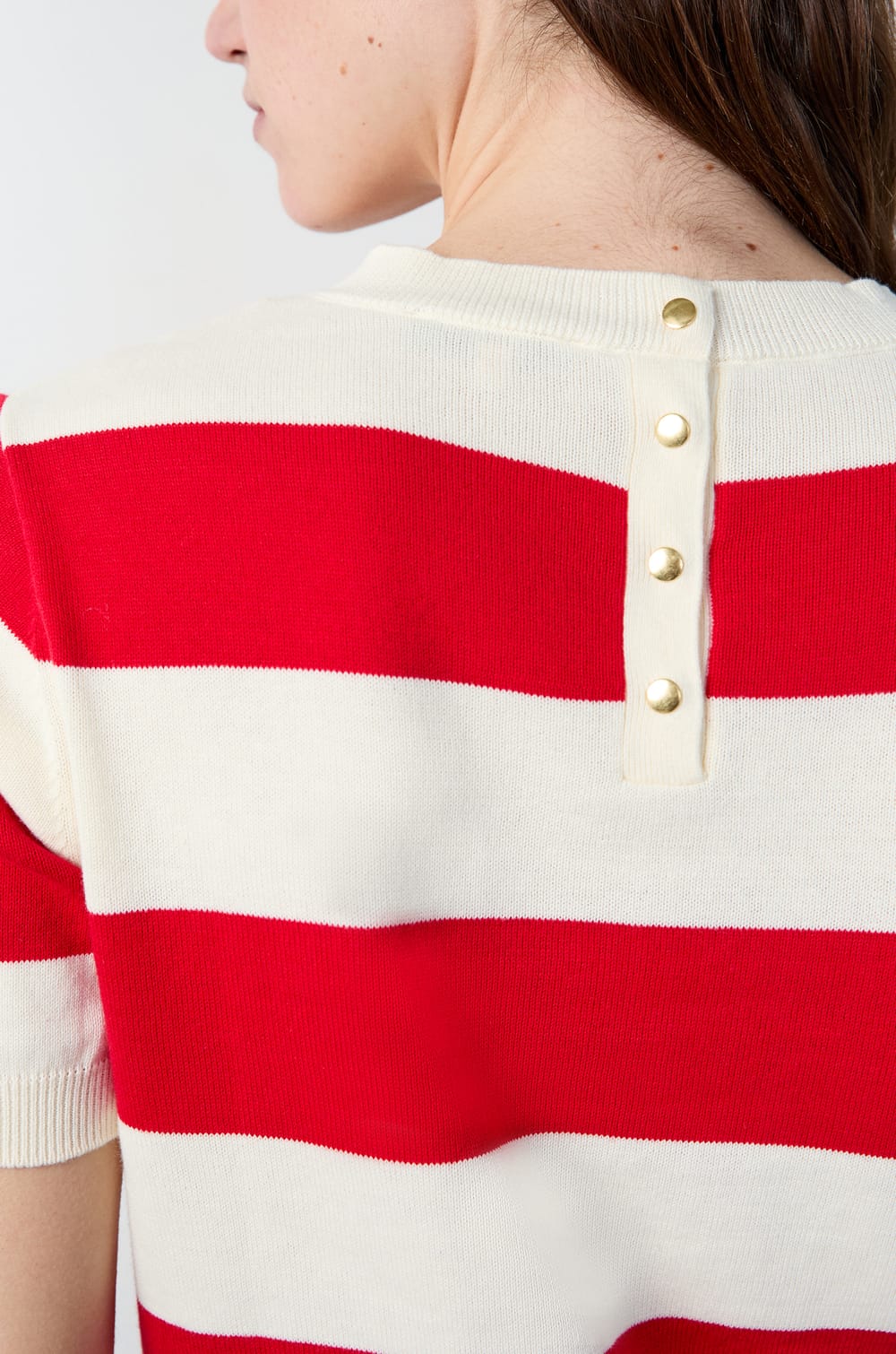 Short-sleeved striped sweater;${refinementColor}