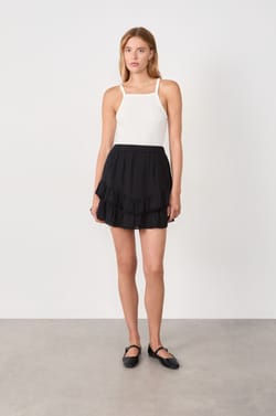 Jupe courte en coton avec broderie;${refinementColor}