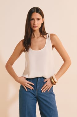 Top satin&eacute;;${refinementColor}