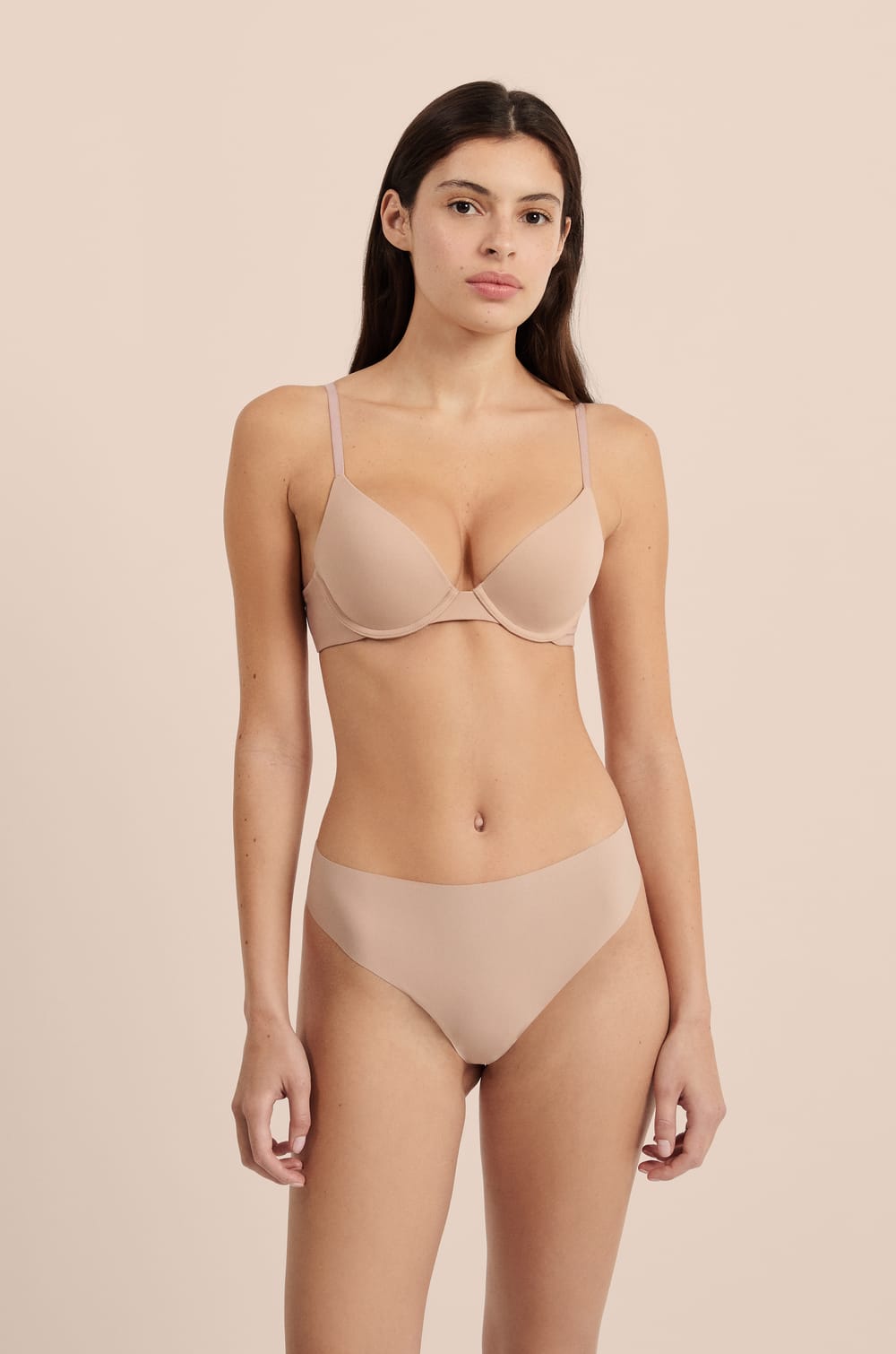 BH N.2 - Der Push-up-BH mit tiefem Dekollet&eacute;;${refinementColor}