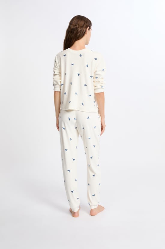 Pyjama 2 pièces manches longues à motifs;${refinementColor}