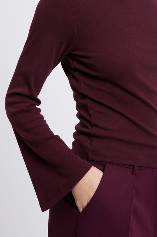 T-shirt col bateau &agrave; manches longues larges;${refinementColor}