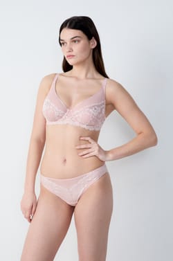 Balconette Bra;${refinementColor}