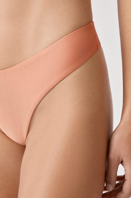 Brésilien high leg bas de maillot;${refinementColor}