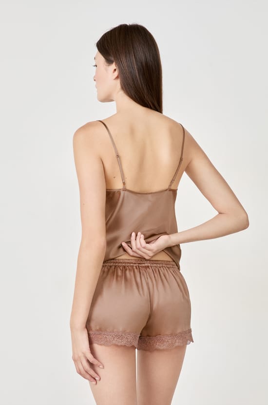 Silk pyjama shorts with lace details;${refinementColor}