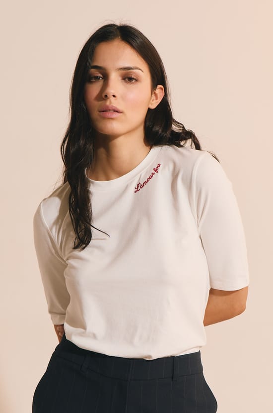 T-shirt manches courtes en coton avec &eacute;criture;${refinementColor}