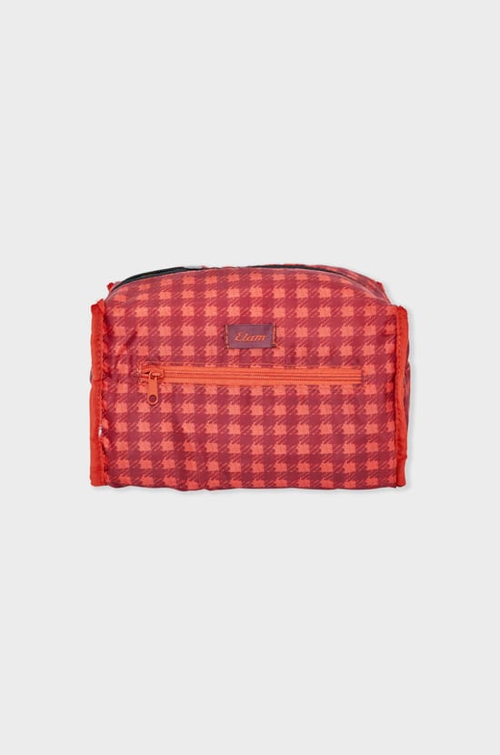 Trousse matelassée;${refinementColor}