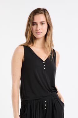   Camiseta de tirantes lisa;${refinementColor}