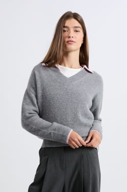 Pull col V en cachemire;${refinementColor}