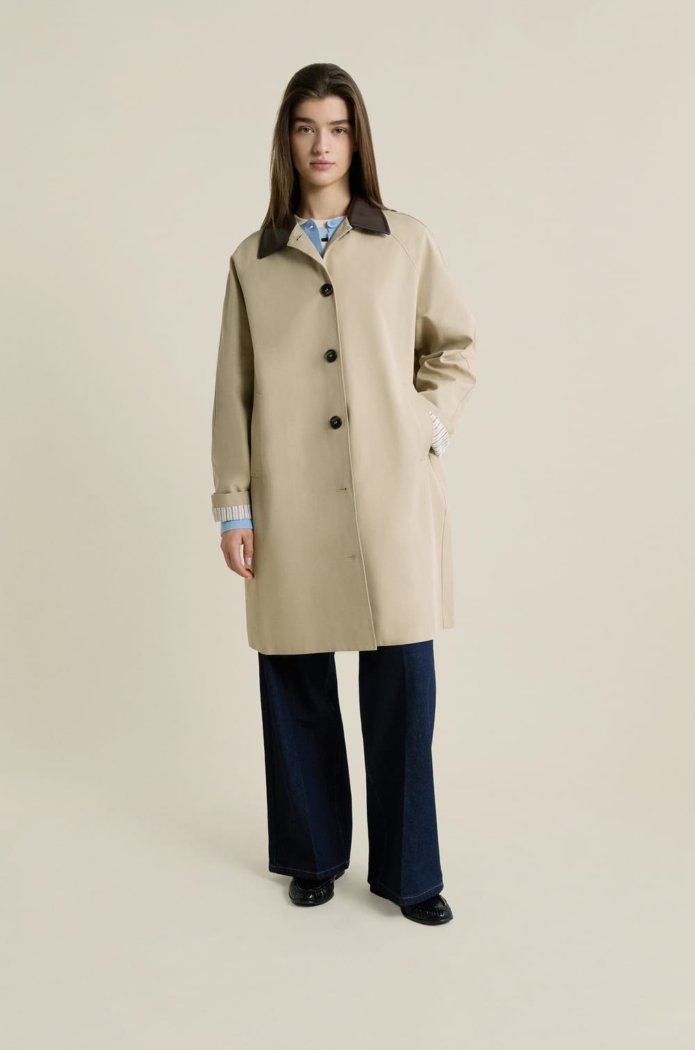 Long Trench Coat with Cotton and Contrasting Collar;${refinementColor}