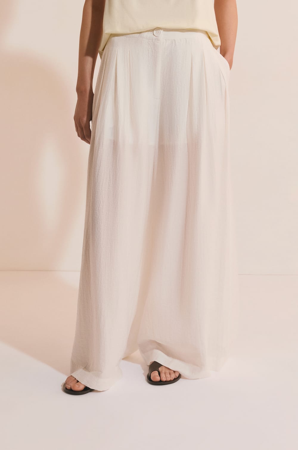 Pantalon ample avec lin;${refinementColor}