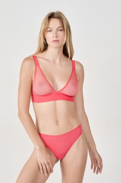 String transparent en tulle;${refinementColor}