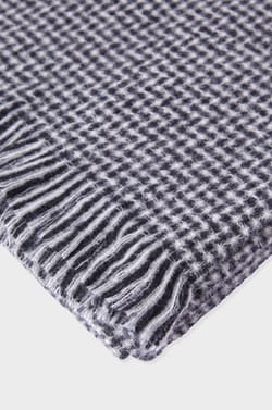 Écharpe à motif pied-de-poule;${refinementColor}