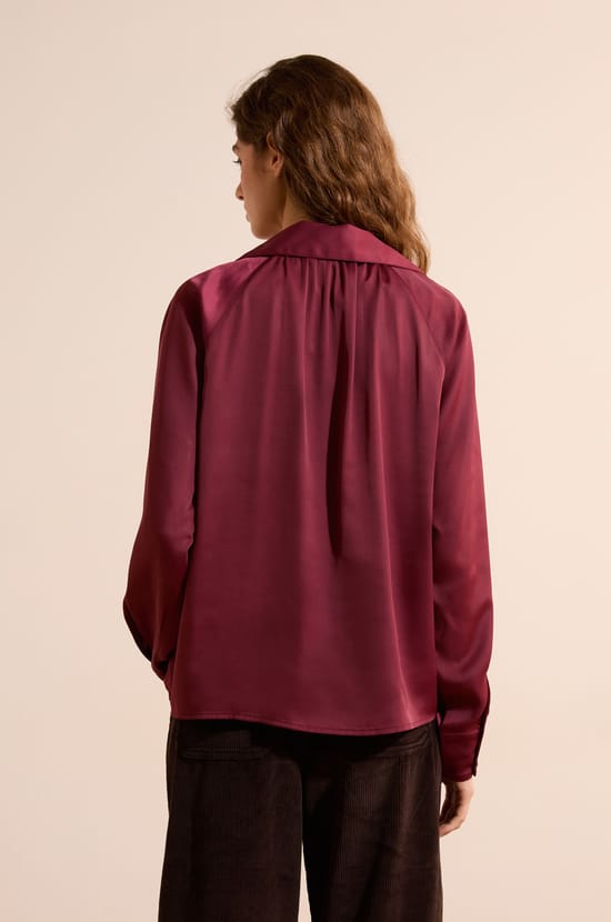 Chemise satin&eacute;e;${refinementColor}