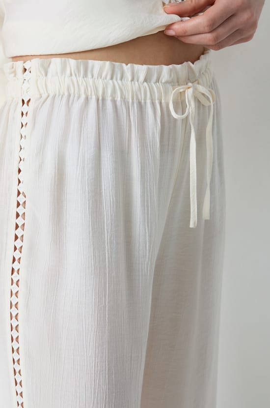 Pantalon de pyjama large à motifs ajourés;${refinementColor}