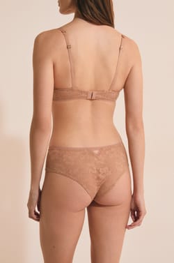 Hipster en dentelle;${refinementColor}